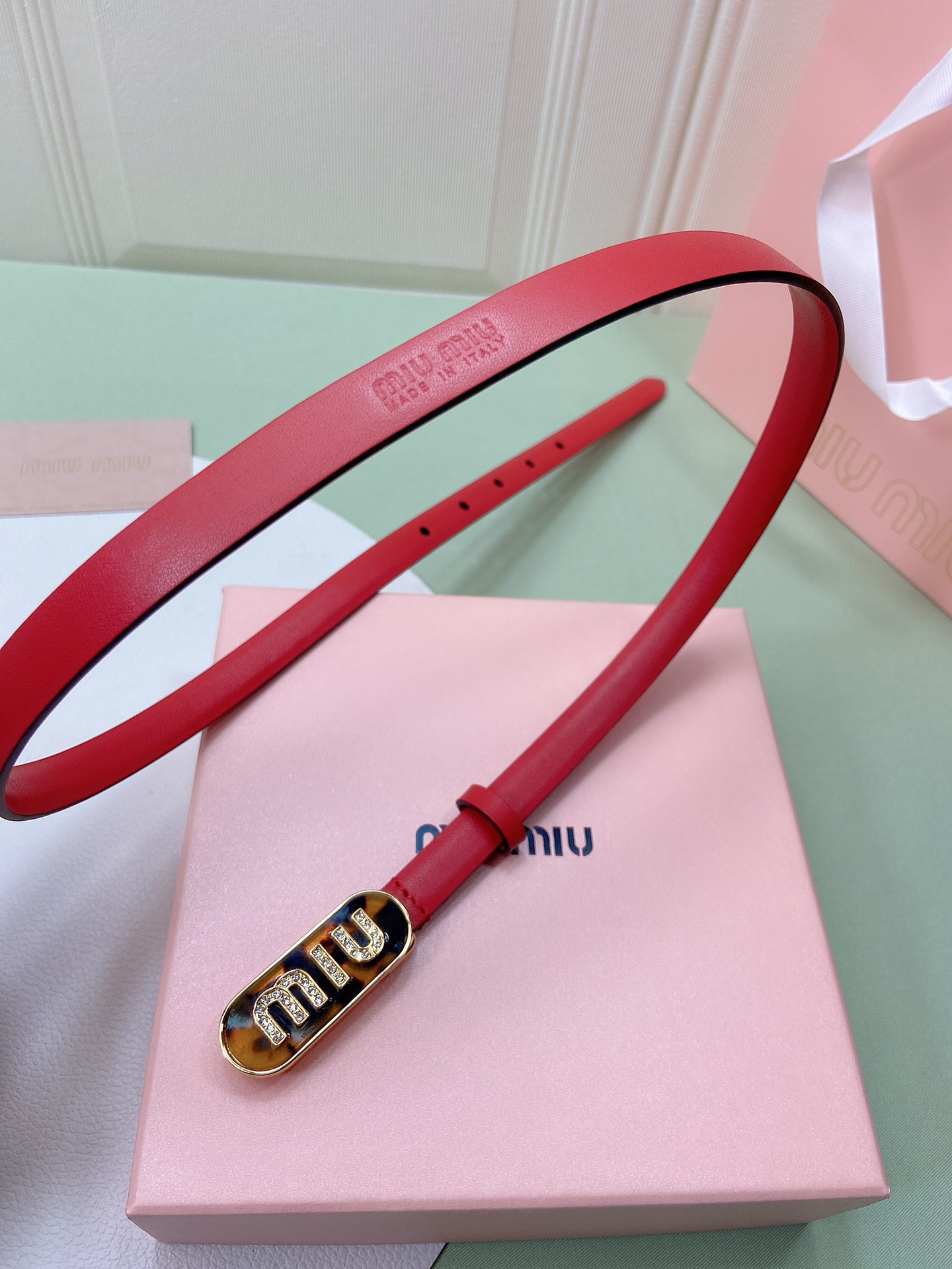 miumiu新款同步1.5cm宽度皮