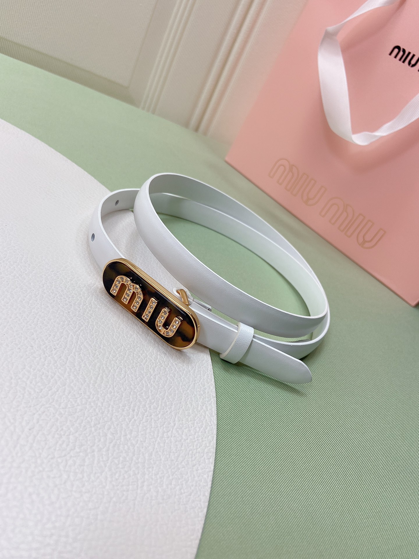 miumiu新款同步1.5cm宽度皮