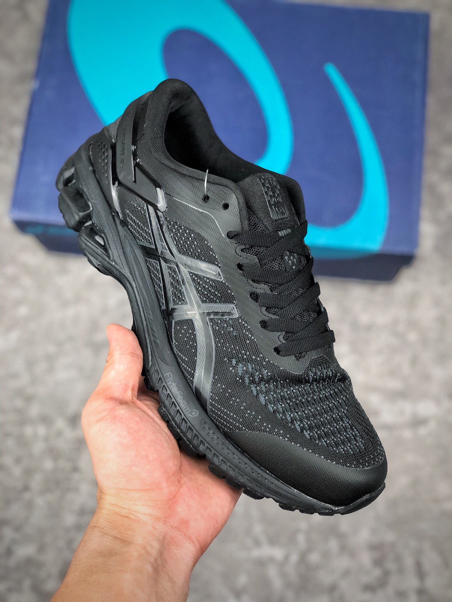  支持放店
 “跑鞋之王”ASICS/亚瑟士 GEL-NIMBUS 26代
原档案据数开发楦型纸版#
原装印尼工代进口单丝纤维程工网布鞋面#
轻舒量适透气材质 后环跟绕式可视GEL缓震胶效果
采用前掌FLYTEFOAM Propel缓中震底科技
码数：39.5 40 40.5 41.5 42 42.5 43.5 44 44.5