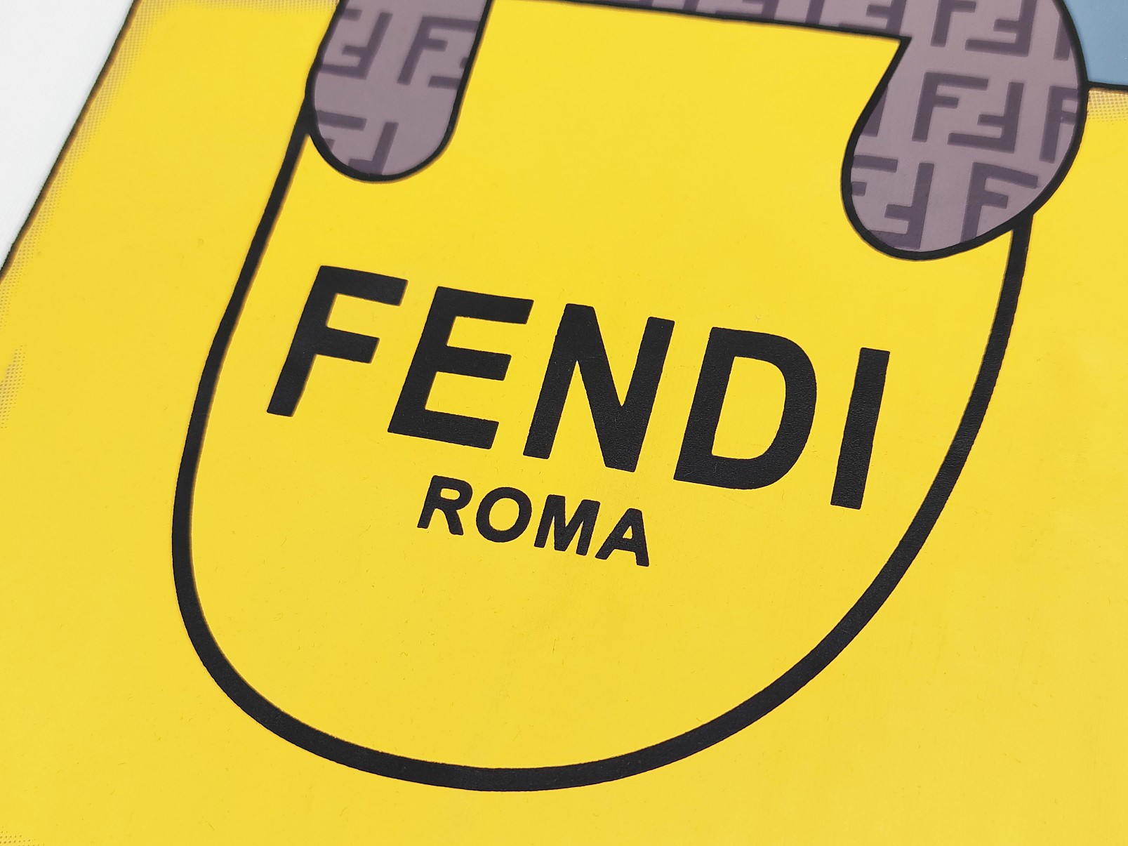 140 FENDI/芬迪2021ss早秋新款口袋小熊趣味情侣圆领卫衣