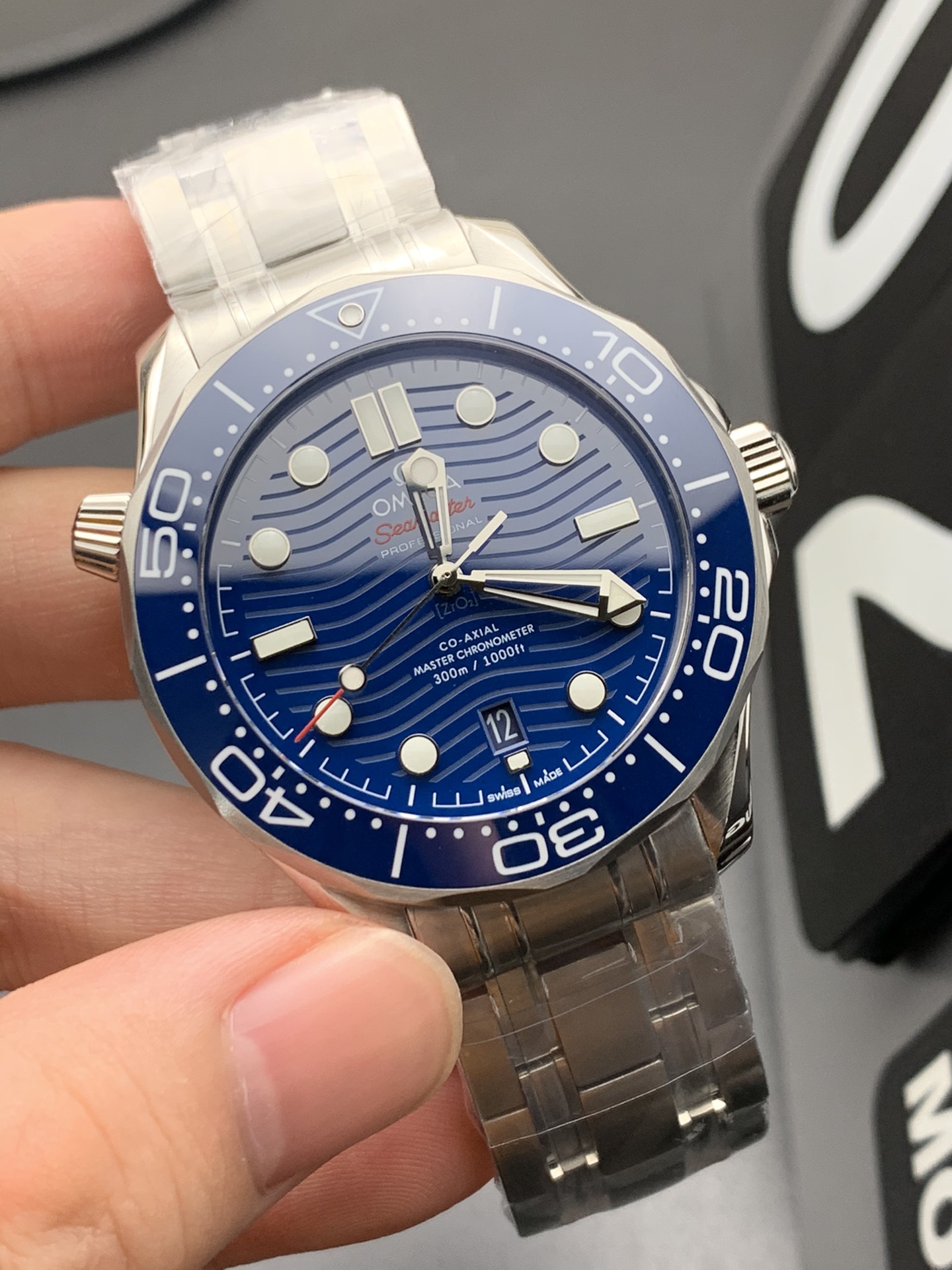 Omega 蓝海马300