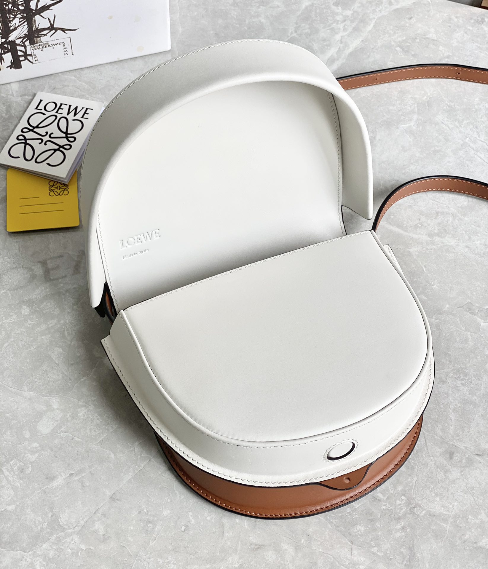 LOEWE罗意威 Heel duo系列单肩包 0508白/棕