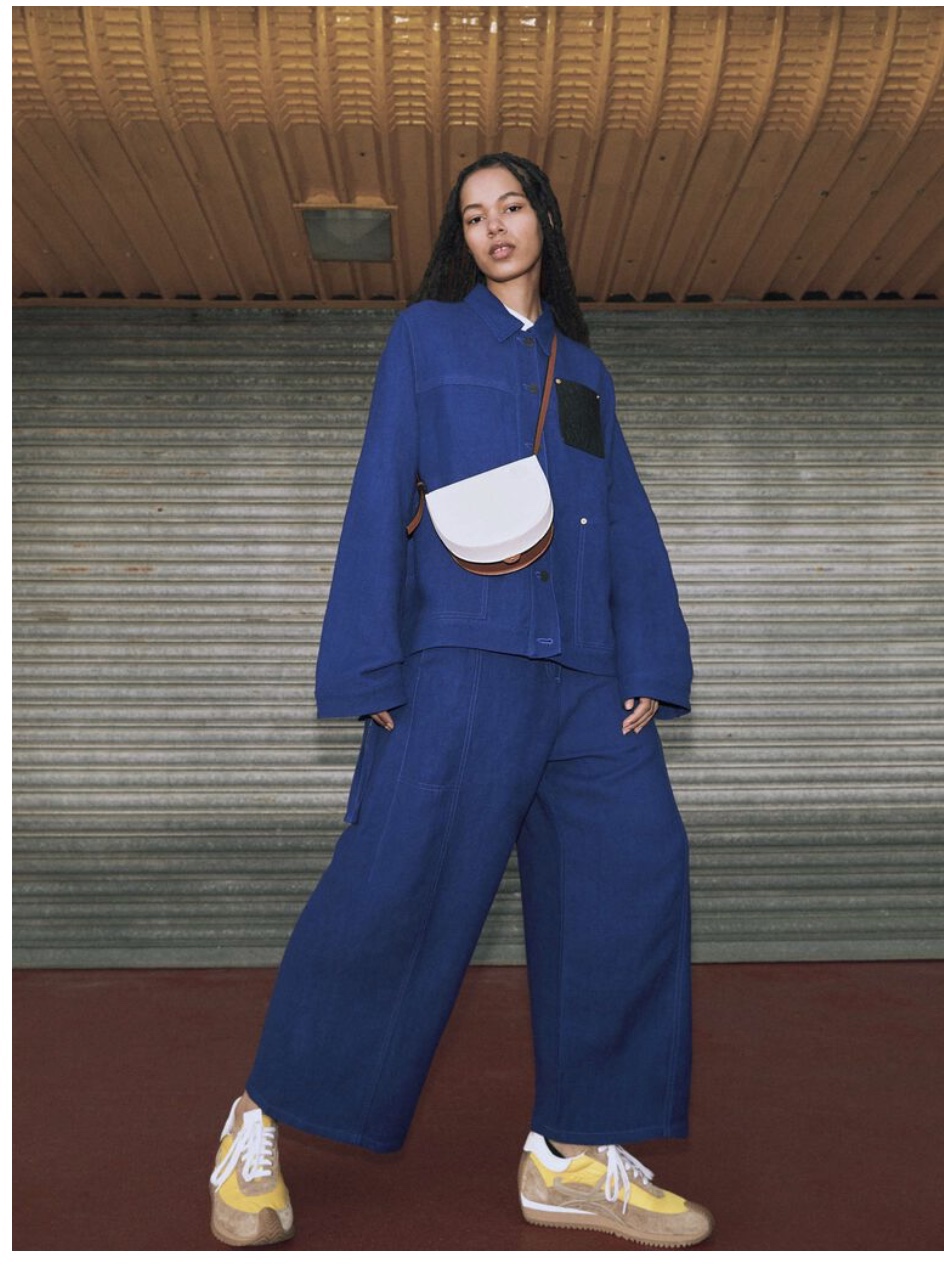 LOEWE罗意威 Heel duo系列单肩包 0508白/棕