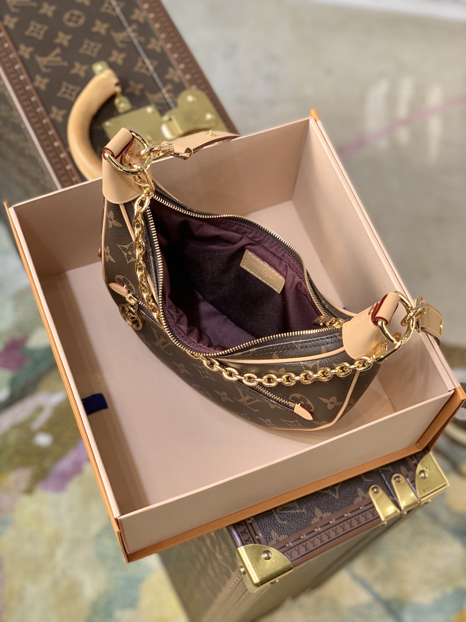 Louis Vuitton LV Odeo月亮包月牙包半圆包弧形包豌豆包 M44036