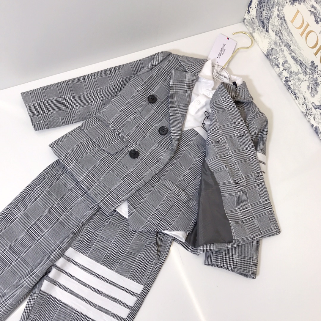 High-Quality Children’s Wear: 4 Sets of Suits and Vests in Various Sizes - 图片 7