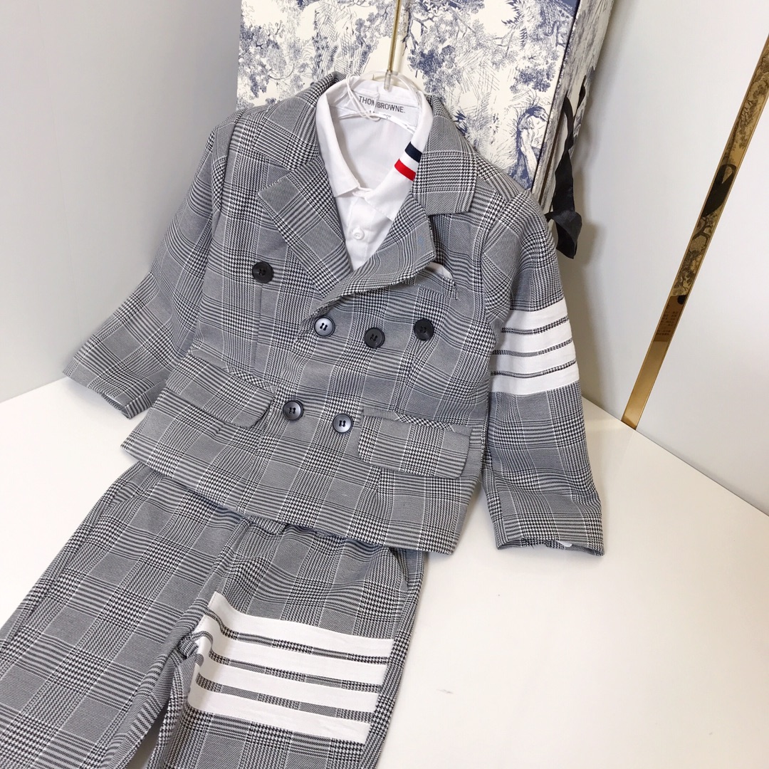 High-Quality Children’s Wear: 4 Sets of Suits and Vests in Various Sizes - 图片 2