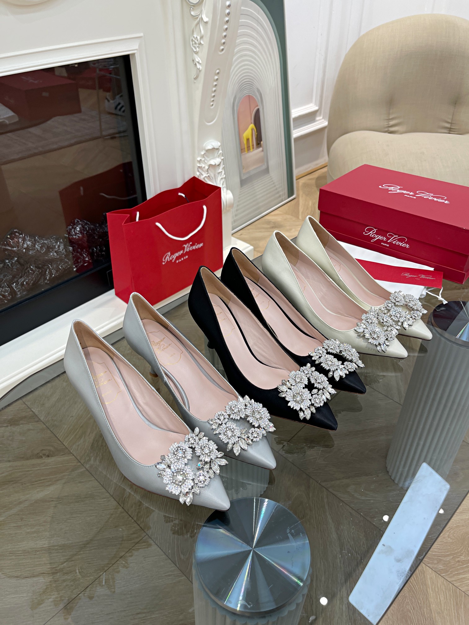 Spring 2023 Shoe Trend: Super-Glazed Ocean of Love and Luxury