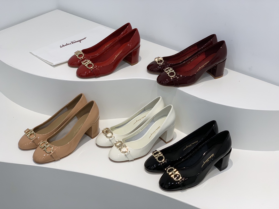 [Ferragamo Women