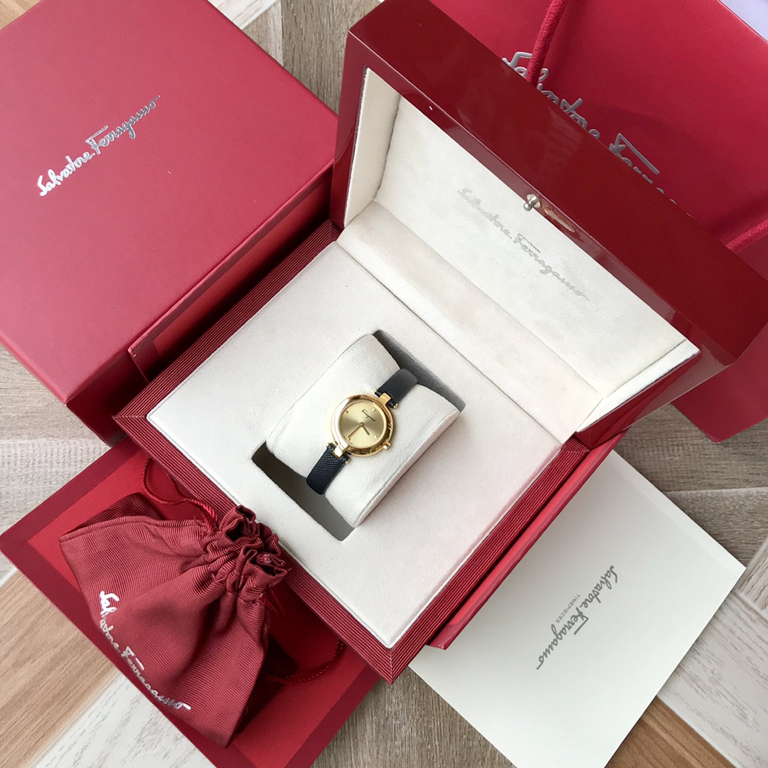 Часы Ferragamo