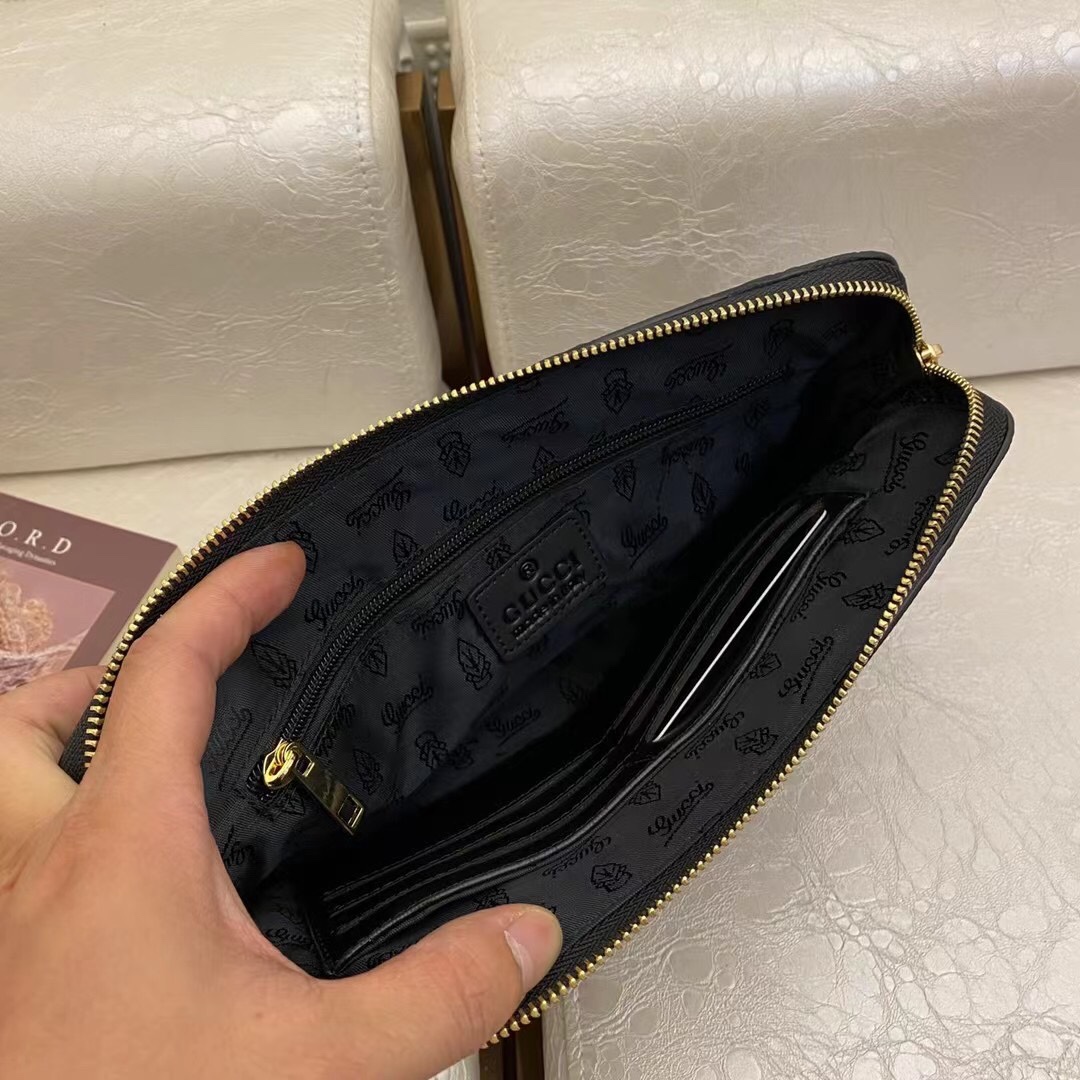（爆）新款男士手包（型号：33046-2、黑色）高端品质面料采用进口层头皮  皮纹清晰皮光泽度极佳，皮质手感柔软舒适👍🏻