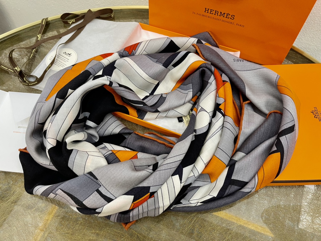 Hermes爱马仕21新品丝毛方巾