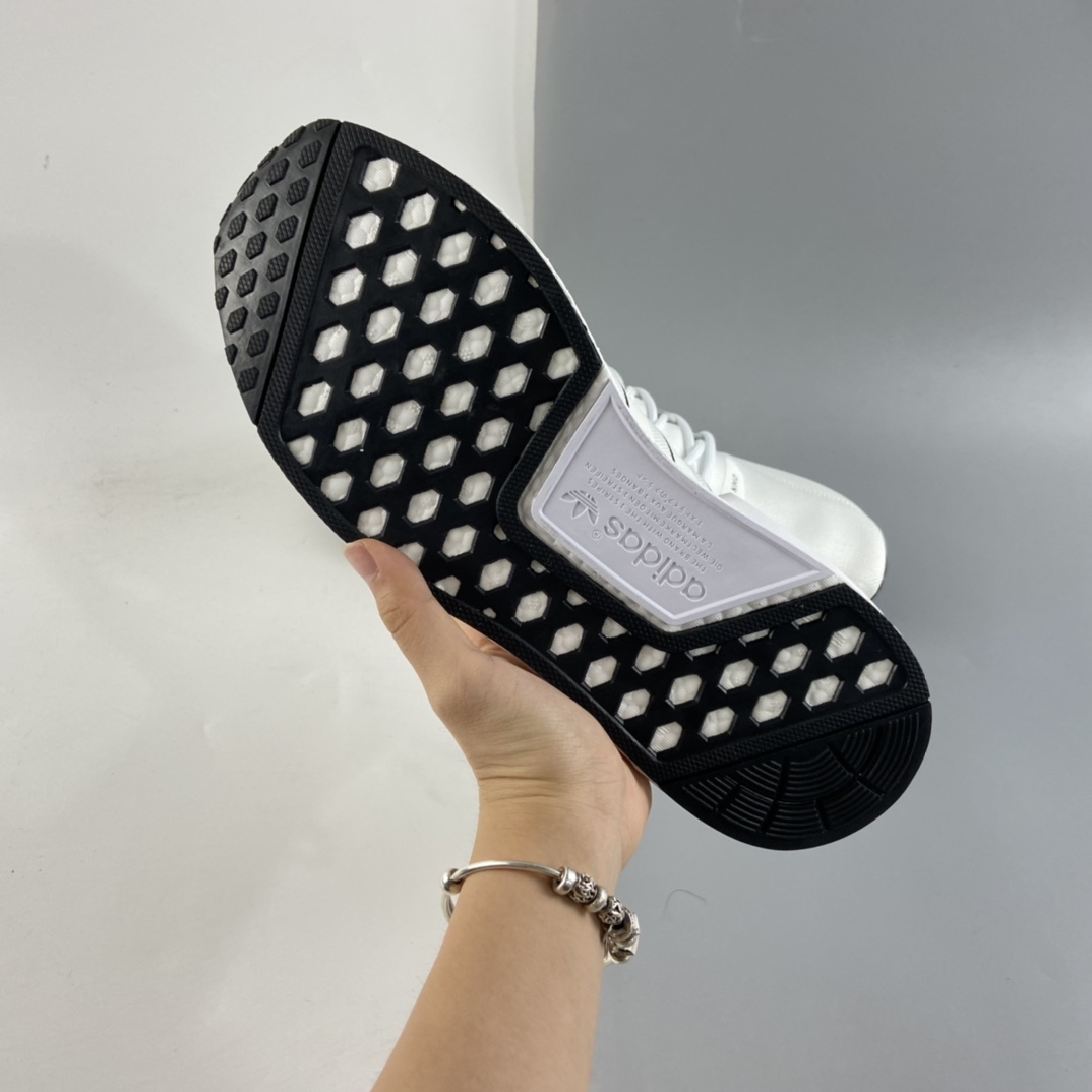 P200  Ad NMD Boost 阿迪达斯爆米花超弹中底 针织网面休闲跑鞋 GV7557