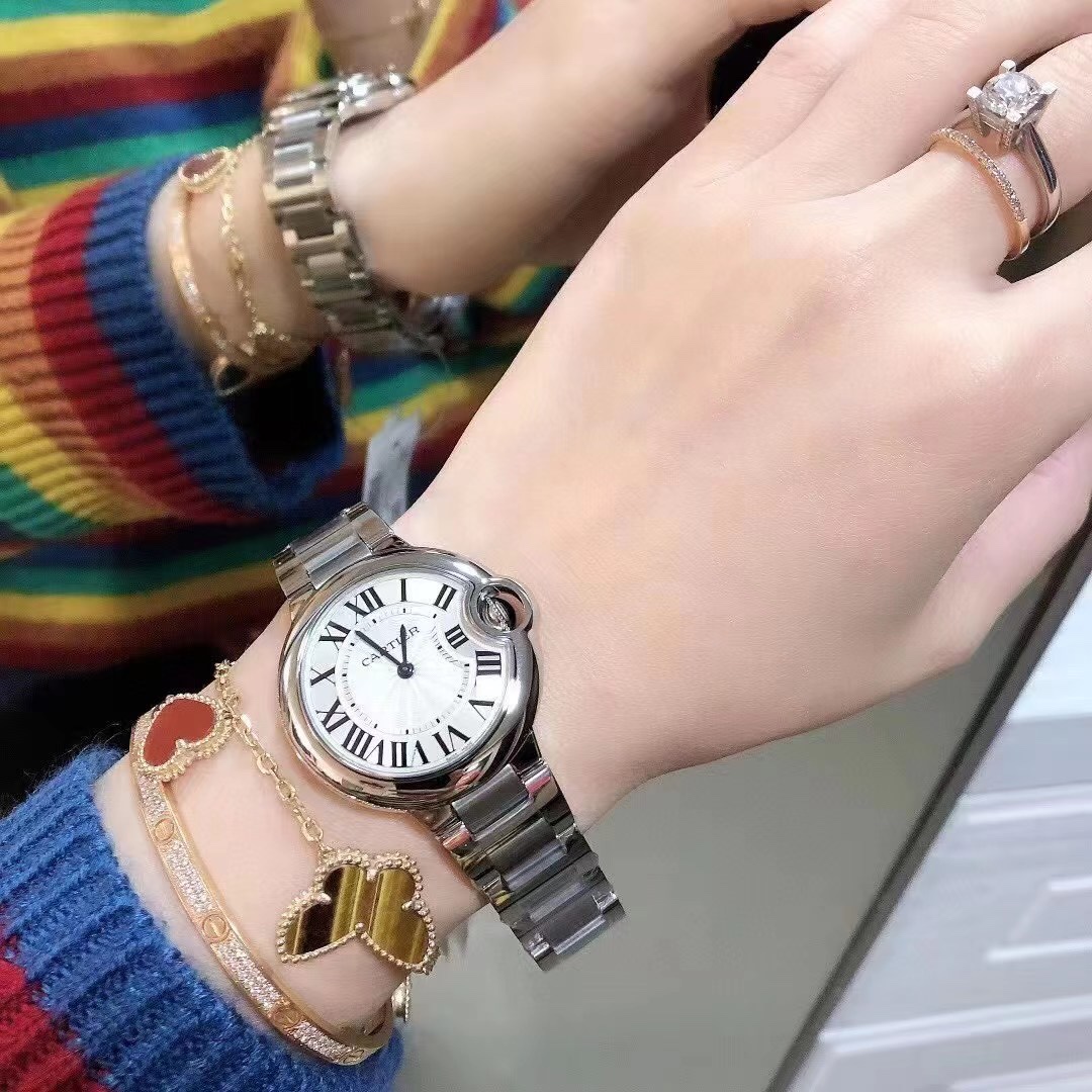 Cartier 你们一直想找我推荐送老婆送情人的 蓝气球~33mm来了，上手 原装机芯系列