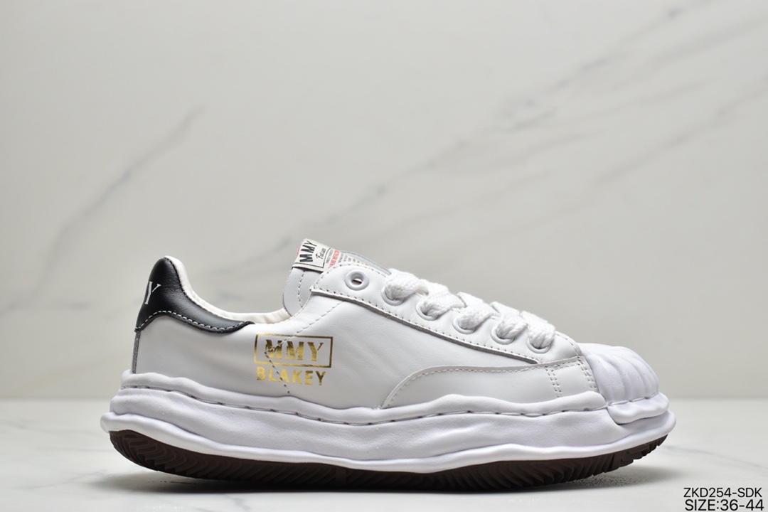 270 MMY/Maison Mihara Yasuhiro Original Sole Toe Cap Lowcut Canvas Sneaker经典布板鞋“帆布黑白”A05FW702