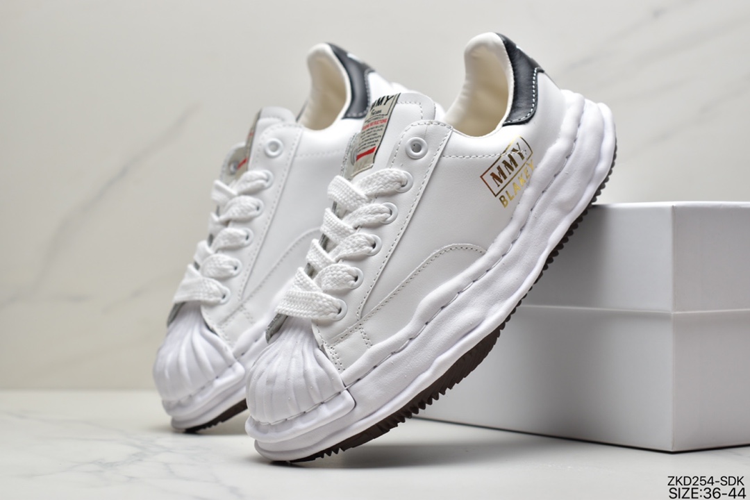 270 MMY/Maison Mihara Yasuhiro Original Sole Toe Cap Lowcut Canvas Sneaker经典布板鞋“帆布黑白”A05FW702