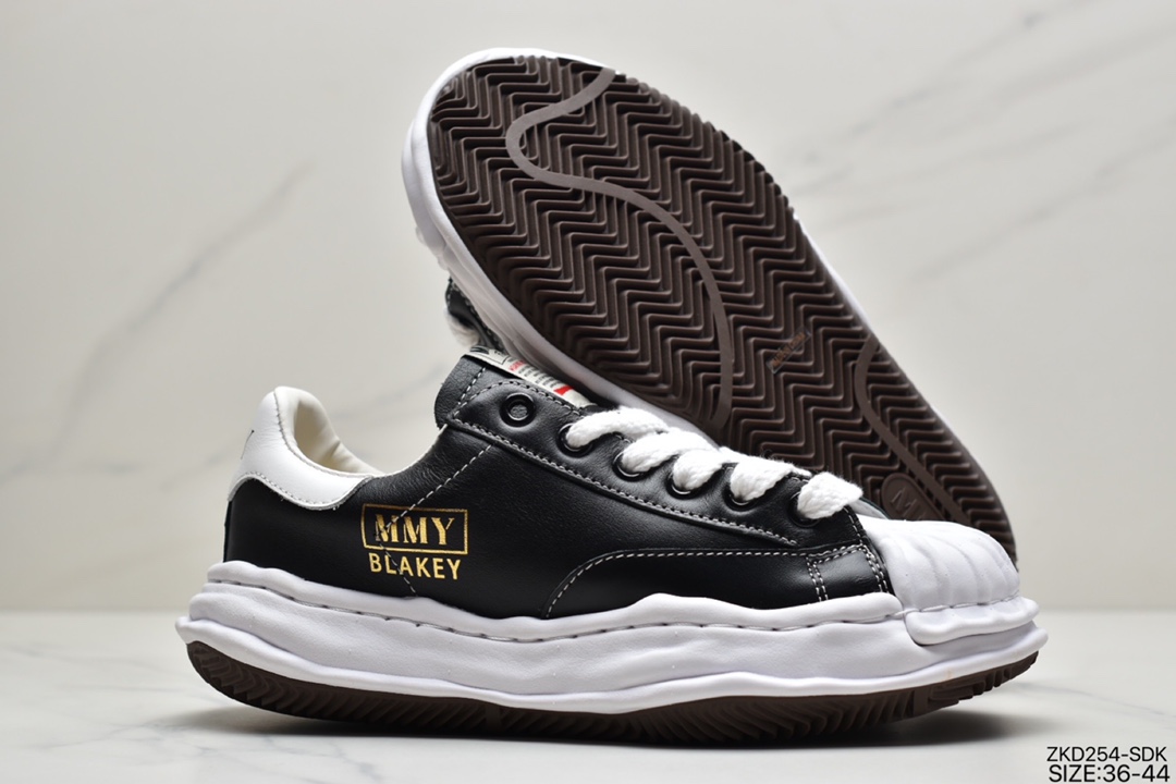 270 MMY/Maison Mihara Yasuhiro Original Sole Toe Cap Lowcut Canvas Sneaker经典布板鞋“帆布黑白”A05FW702