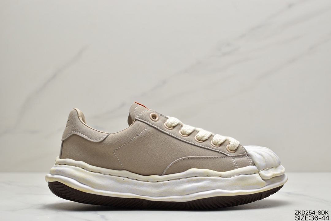 270 MMY/Maison Mihara Yasuhiro Original Sole Toe Cap Lowcut Canvas Sneaker经典布板鞋“帆布黑白”A05FW702