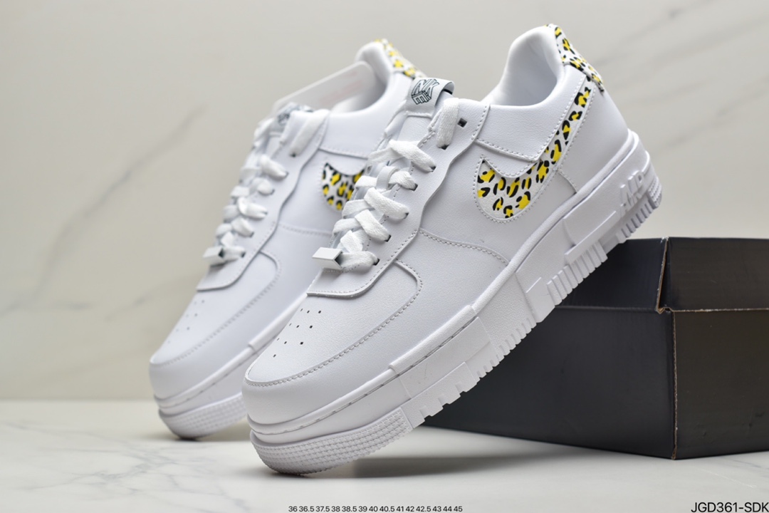 180 耐克/NIKE 耐克空军低帮板鞋  白豹纹 DH9632-101