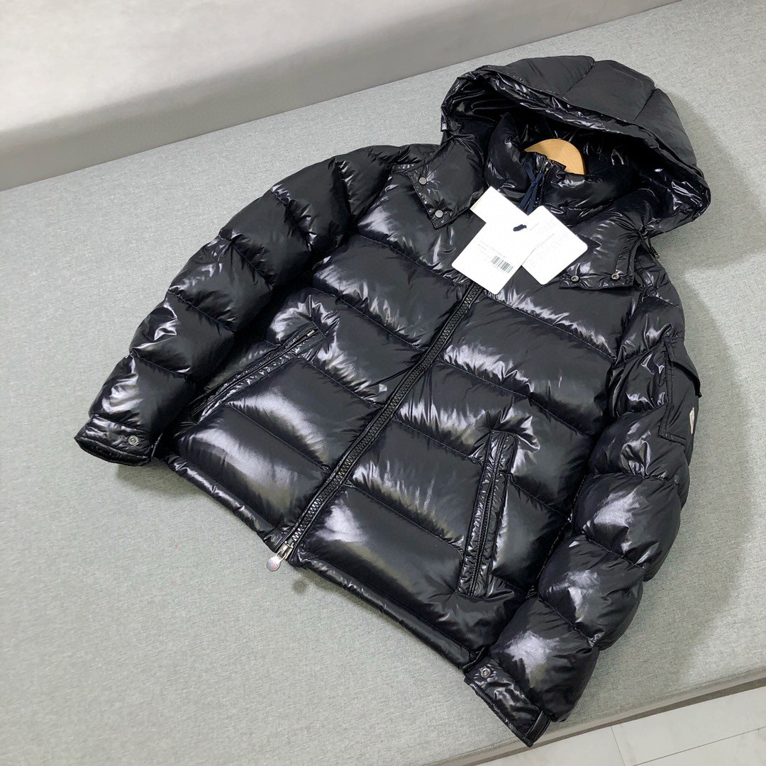 ¡¡Ventaja!! Versión top de la fábrica de Guangzhou, Moncler Maya con forro gris, ¡la versión alta ya está enviada! ¡Bie…