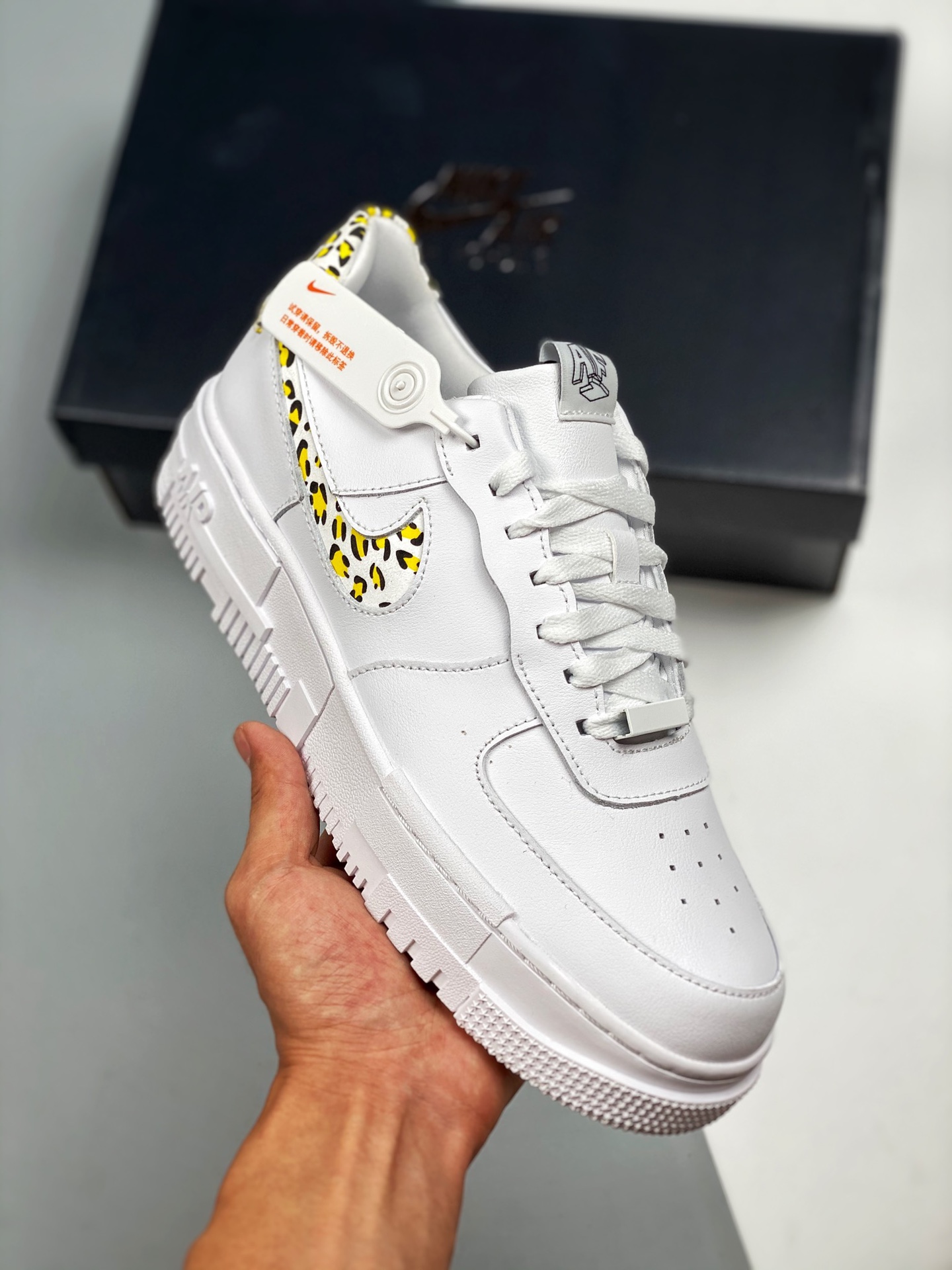 Apoyo para tienda 3 Air Force 1 Pixel 'Leopard' blanco, estampado de leopardo, horma y cartón originales, estilo puro d…