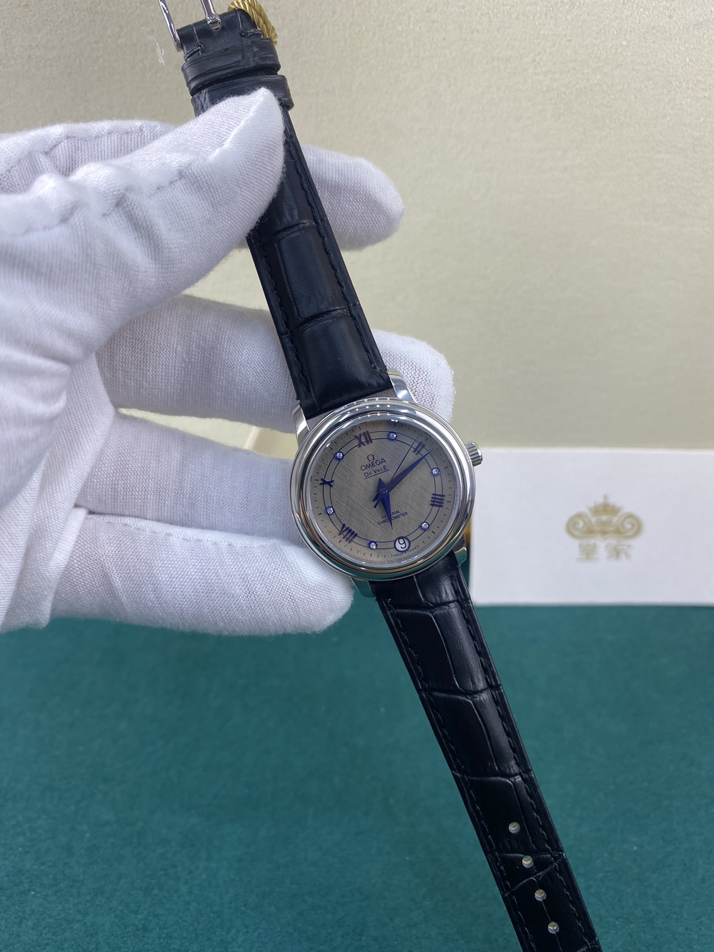 Omega 皇家 欧米茄蝶飞系列女款