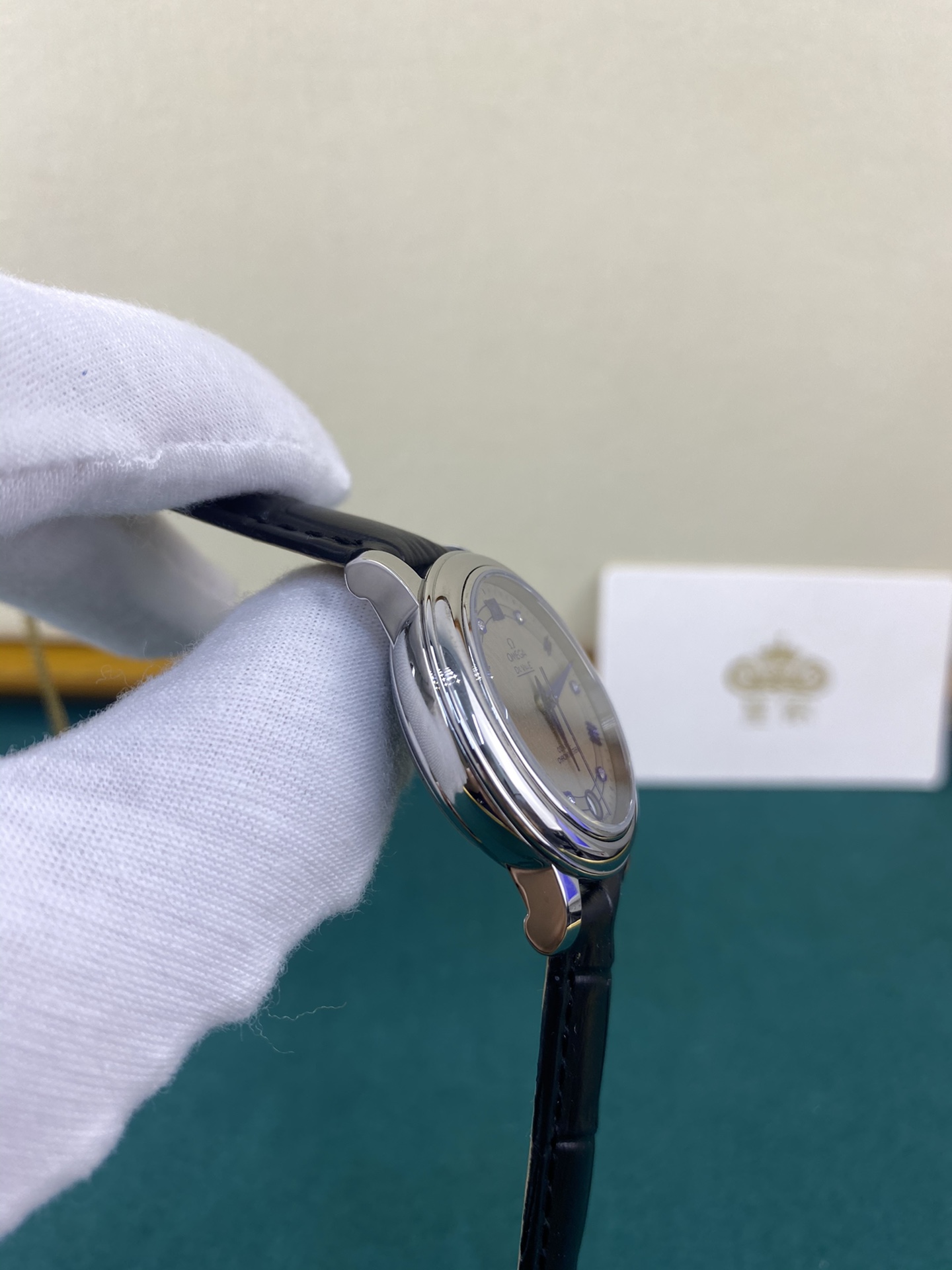 Omega 皇家 欧米茄蝶飞系列女款