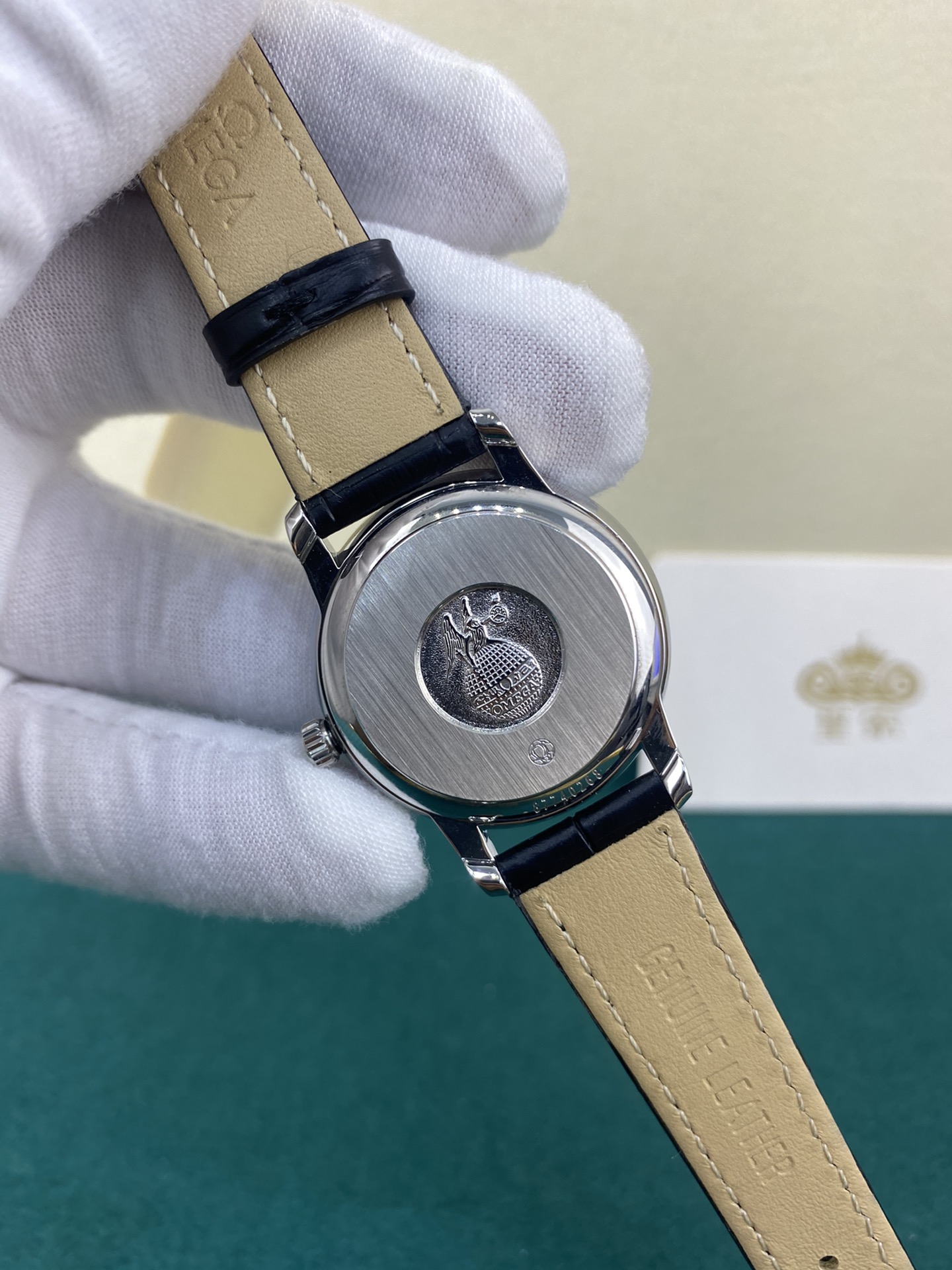 Omega 皇家 欧米茄蝶飞系列女款