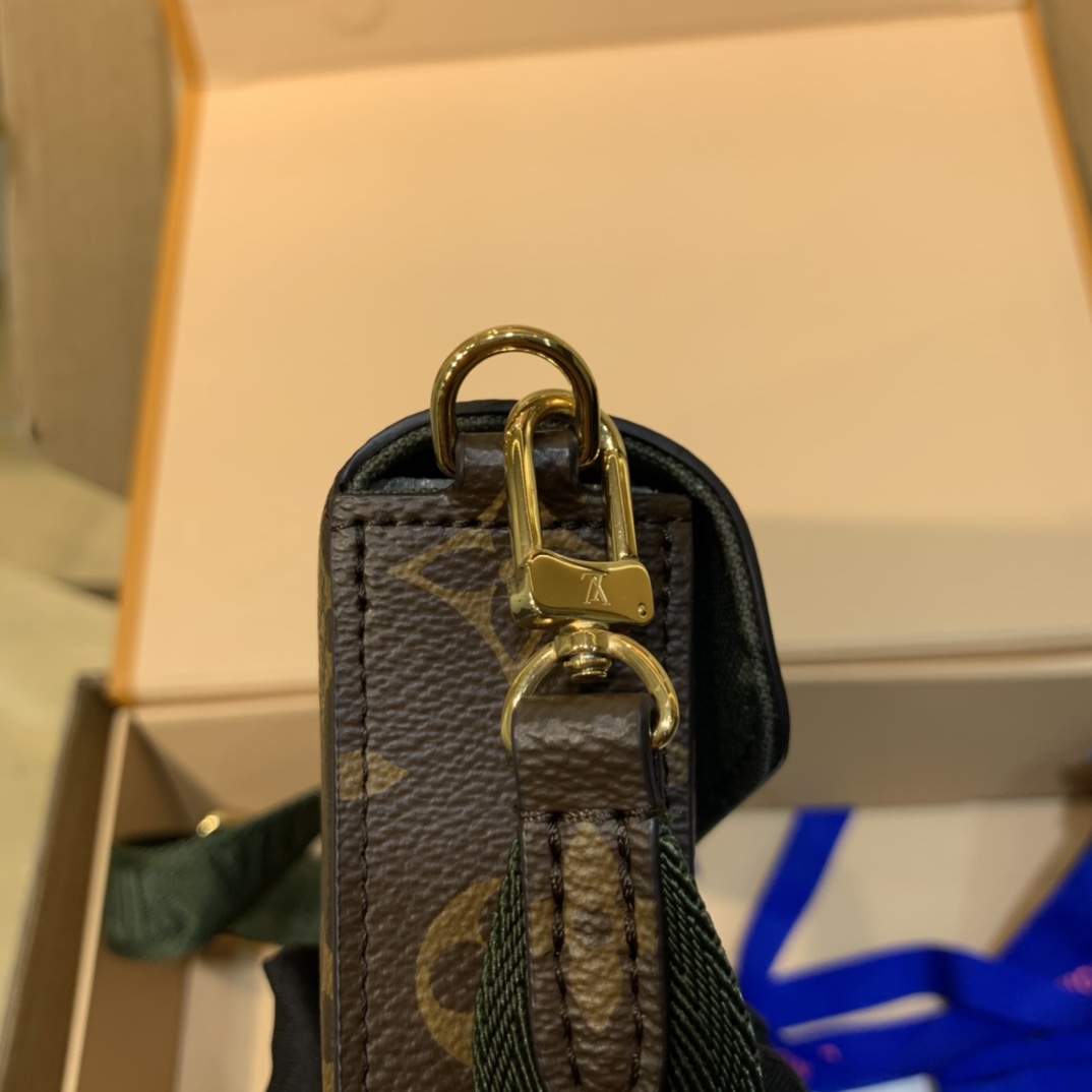 Louis Vuitton Multi Pochette F licie Monogram crossbody everyday