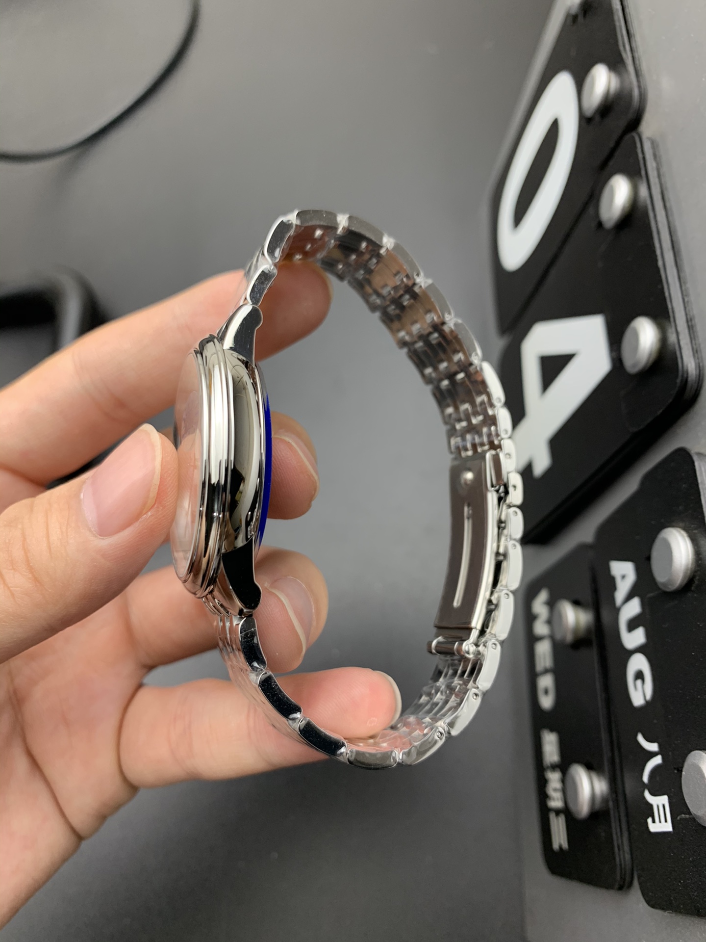 Omega MKS 金针轨道蝶飞