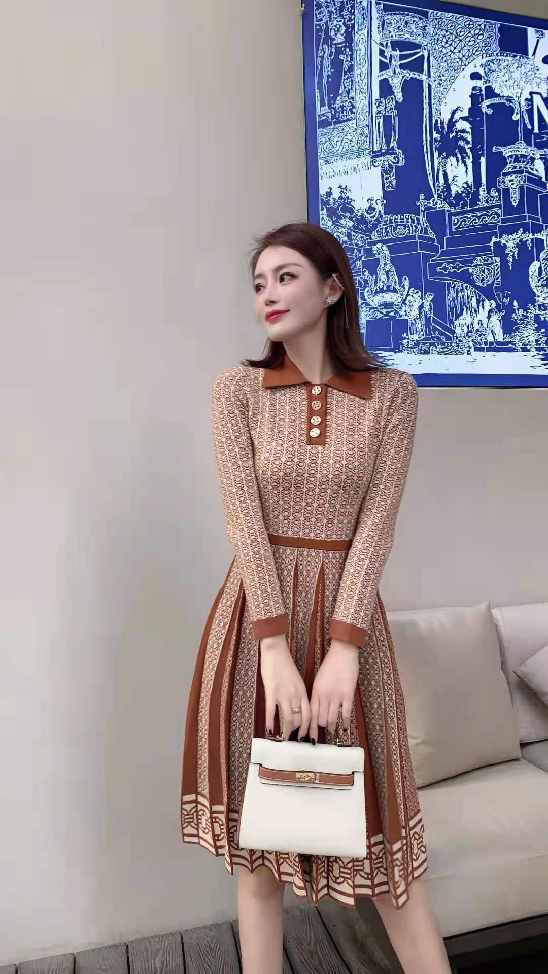 “High-Quality Women’s Wool Knit Suit in French Style for Autumn” - 图片 2