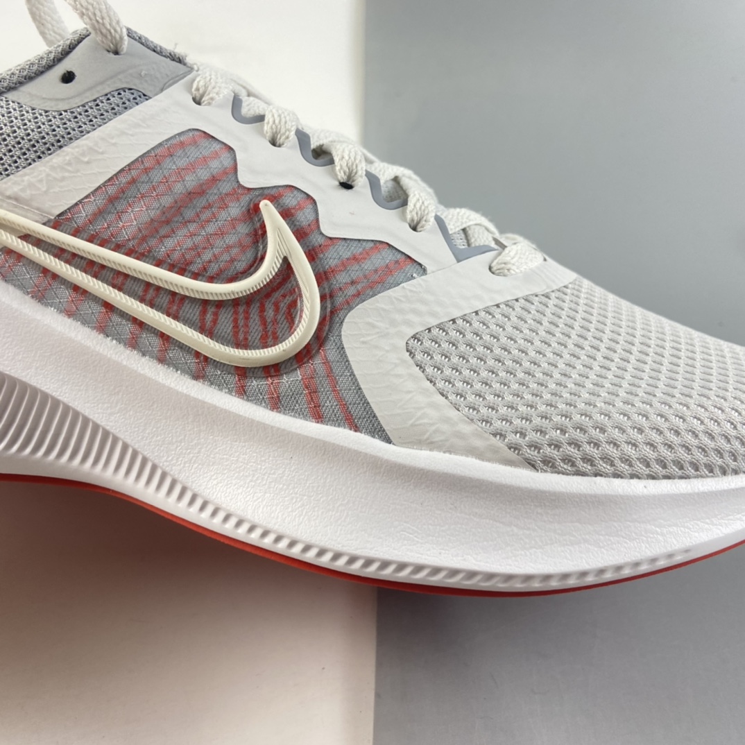 P180  NIKE Downshifter 11 新款登月缓震网面轻便透气跑步鞋 CW3411-004