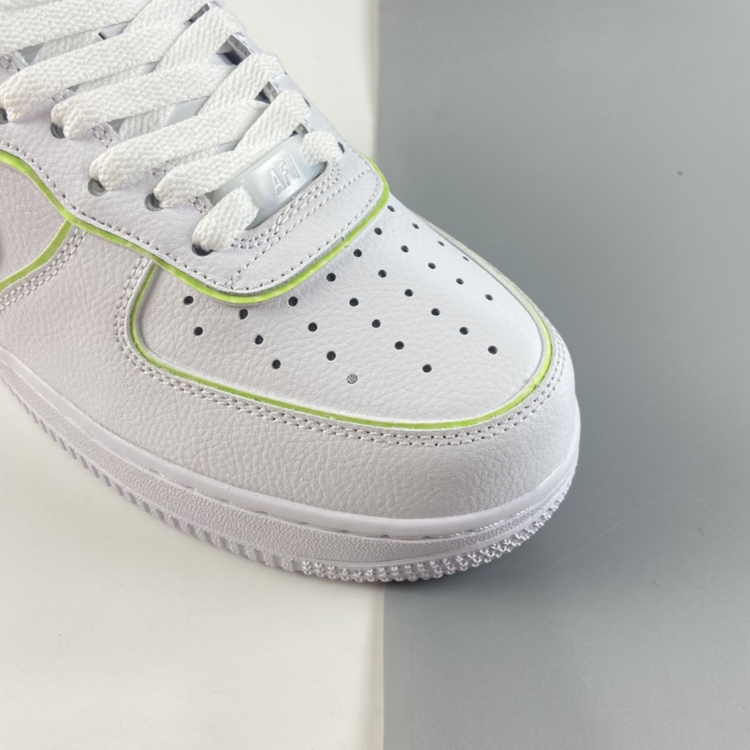 P240  NIKE Air Force 1 Low ’07 “黑白夜光”低帮空军一号休闲板鞋 CW2288-304