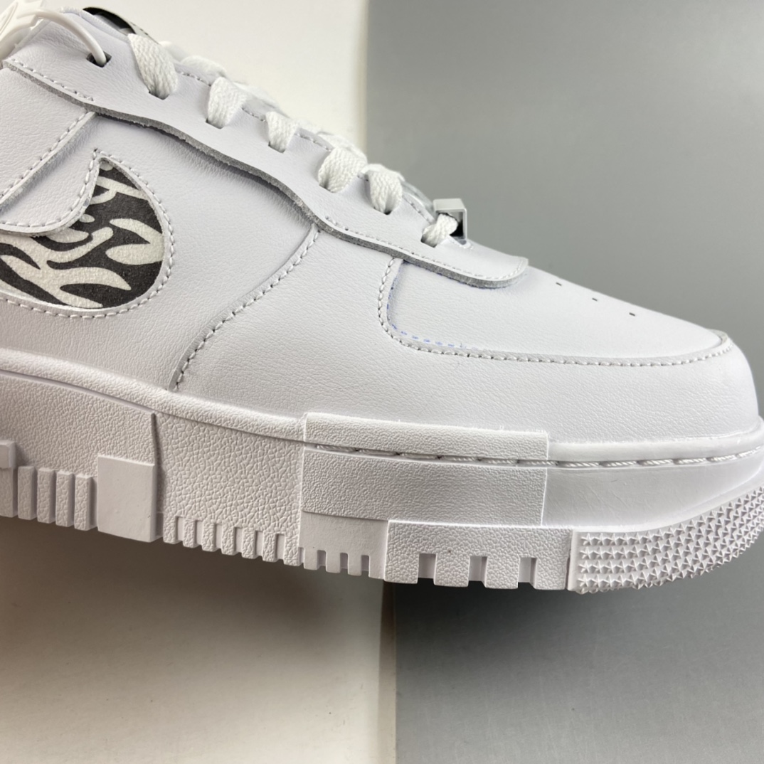 P200  NIKE Air Force 1 Pixel 解构风空军一号低帮休闲板鞋 DH9632-100