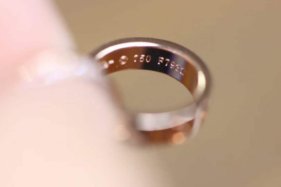 Cartier 卡家 LOVE满钻螺丝双环 锁骨项链