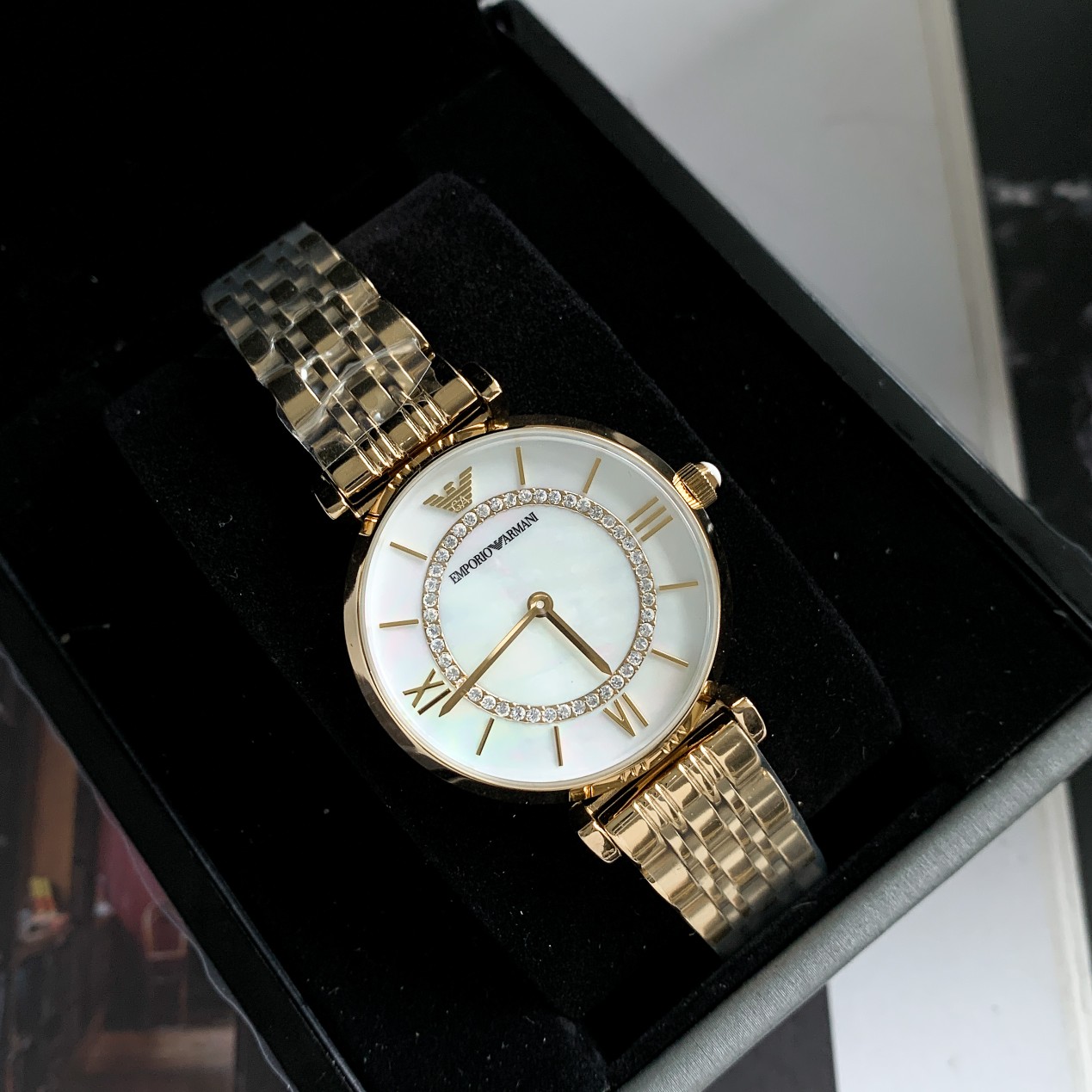 Часы Armani