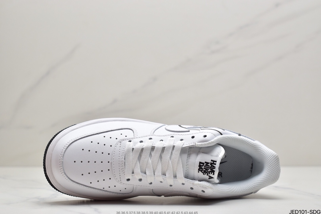 150 耐克Nike Air Force 1 Low  空军一号低帮百搭休闲运动板鞋AV0742-100