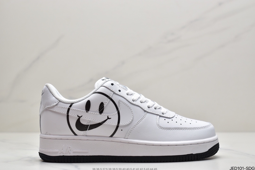 150 耐克Nike Air Force 1 Low  空军一号低帮百搭休闲运动板鞋AV0742-100