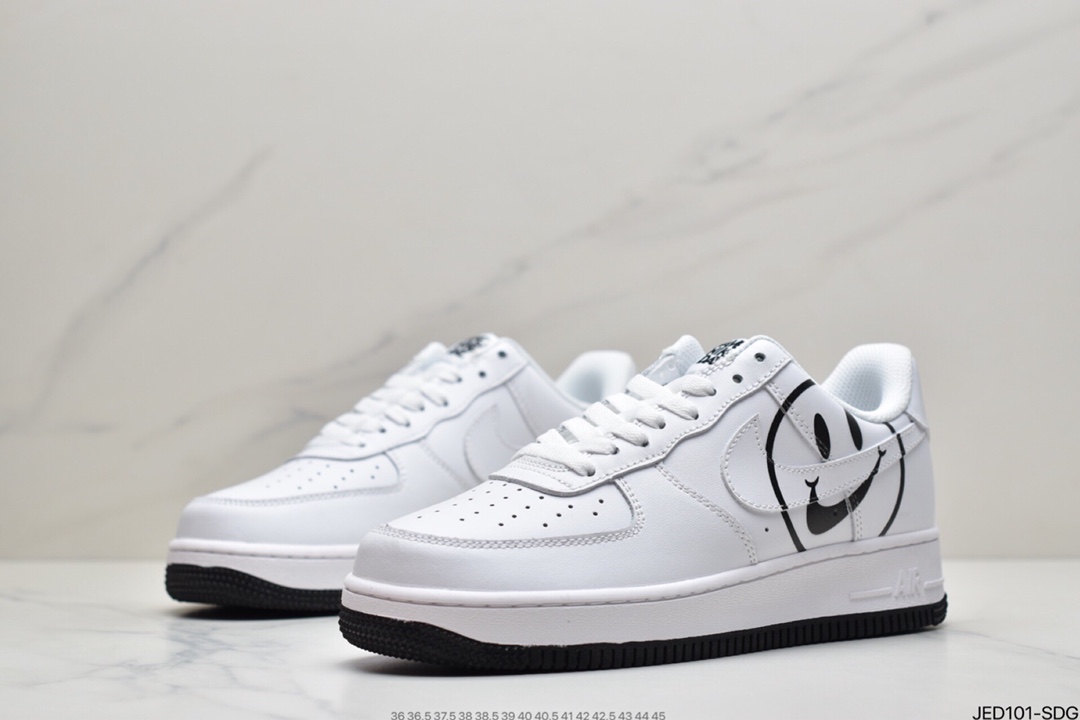 150 耐克Nike Air Force 1 Low  空军一号低帮百搭休闲运动板鞋AV0742-100