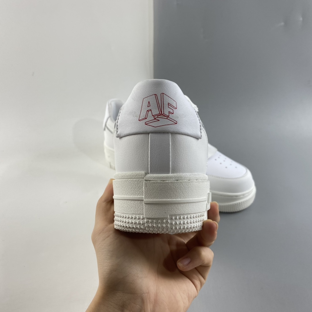 P200  NIKE Air Force 1 Pixel 解构风空军一号低帮休闲板鞋 DK6649-105