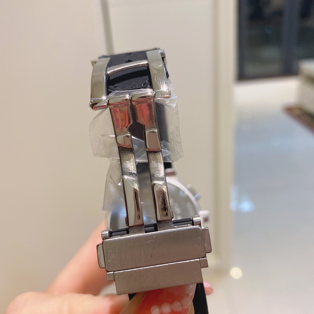 Hublot Big Bang Women’s Watch Collection with Chen Mandarin: Luxury, Elegance, Surprise - 图片 9