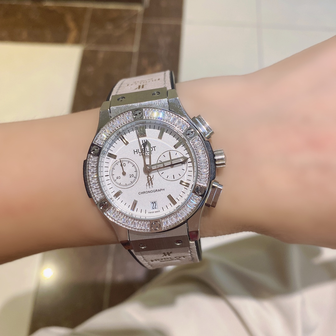 Hublot Big Bang Women’s Watch Collection with Chen Mandarin: Luxury, Elegance, Surprise - 图片 2