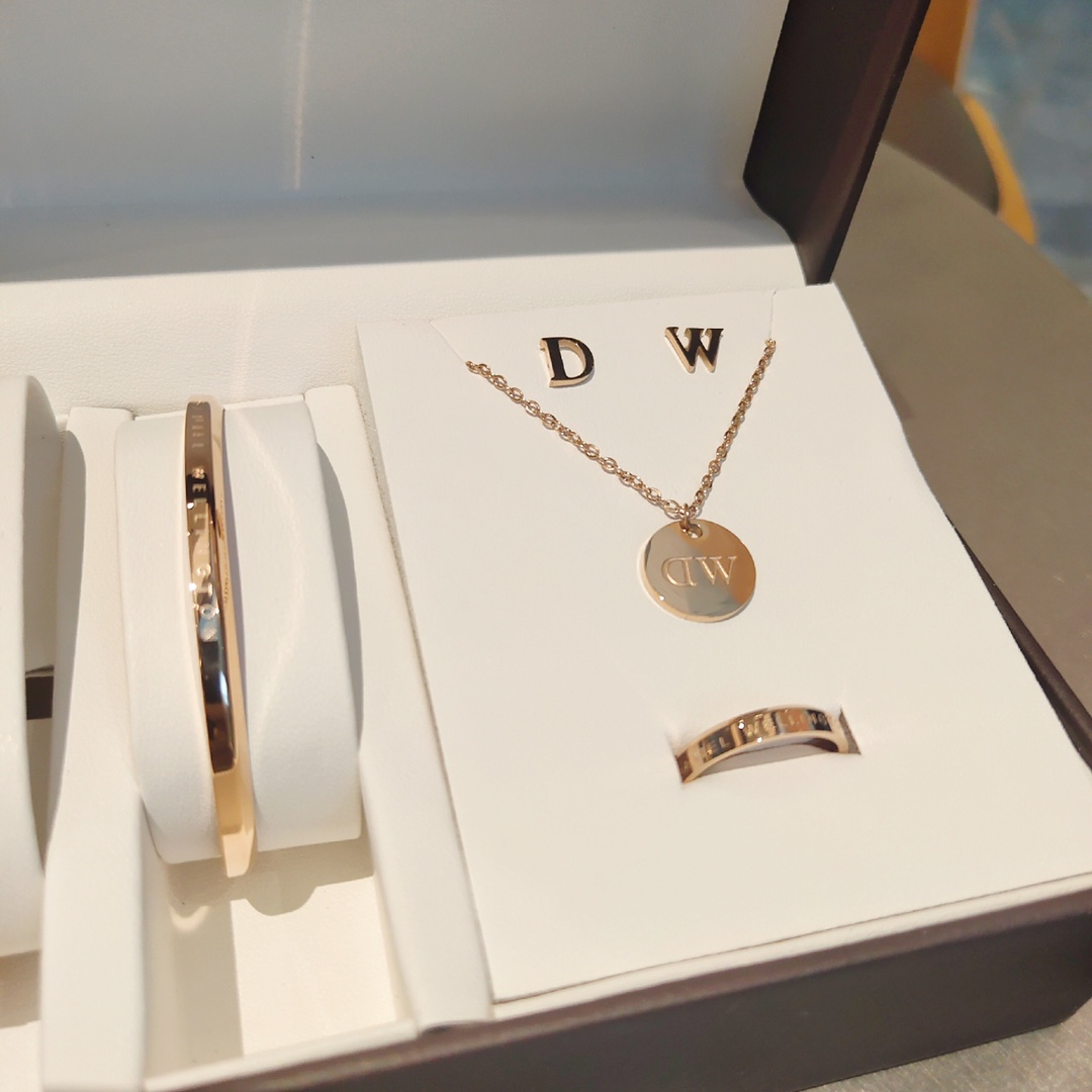 Daniel Wellington Classic Five-Piece Set: Exaggerated Charm for Life Journeys - 图片 4