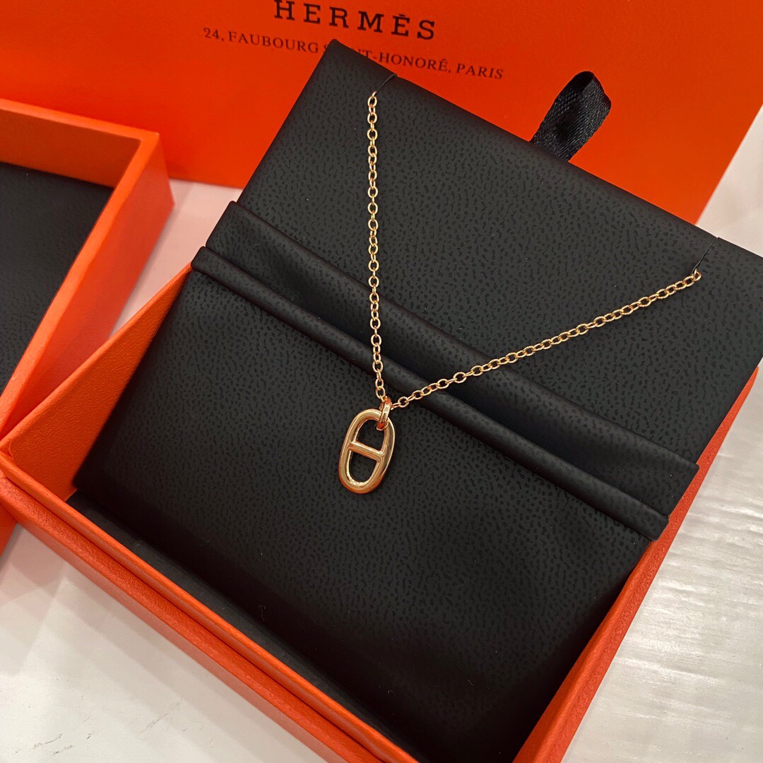 NO:102151,Hermes Pig Nose Necklace, a cute must-have, a special favorite pig nose, rose gold | Platinum | Gold Sterling silver material, Seiko version, Hermes necklace, hermes, necklace, gold, pure silver19860909爱马仕 猪鼻子项链 小可爱必入款 特招人喜欢的猪鼻子 玫瑰金｜白金 ｜黄金 纯银材质,精工版本,爱马仕项链,hermes,necklace,gold,pure silver,Jewelry