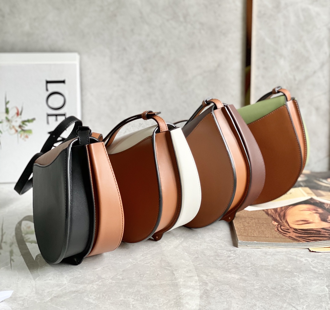 LOEWE罗意威 Heel duo系列单肩包 0508牛油果绿/棕