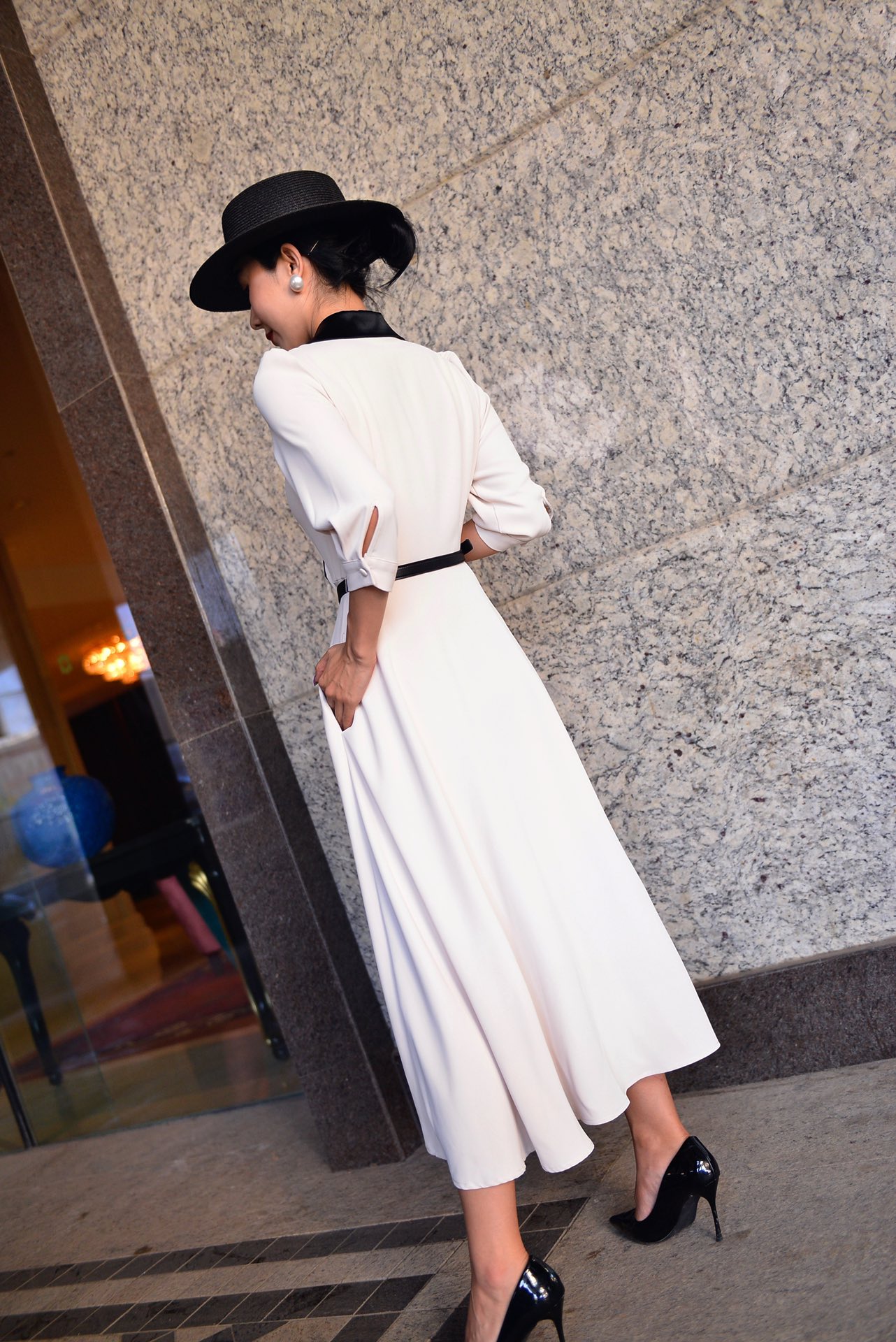 High-Quality Women’s Clothes with Aphrodisiac Collar Dress in Various Sizes and Colors - 图片 3