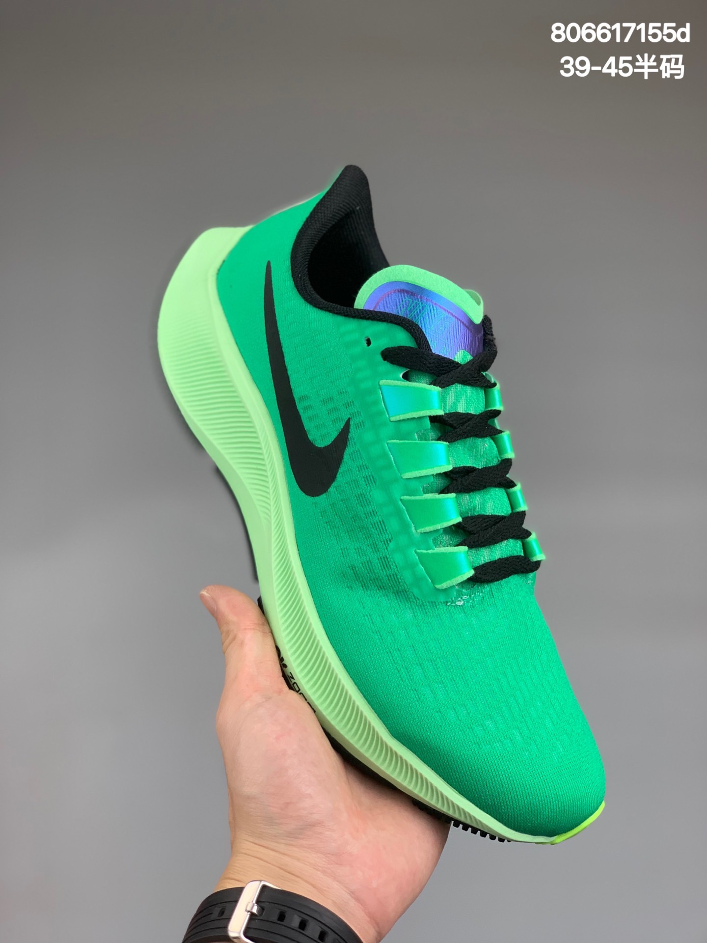 
Nike Zoom Pegasus 37 OHIO ST  37代登月飞马涡轮增压马拉松慢跑鞋 新品首发原档案数据开发纸版楦型#内里嵌入定型海绵#中底搭载前Zoom+全掌React配置飞马37代跑鞋，双数小改款，中底保持前Zoom+全掌React的配置，鞋面为不同织物结构的工程网面，于2021年4月发布。官方货号：CZ9074 303SIZE： 39 40 40.5 41 42 42.5 43 44 44.5 45
编码:806617155d