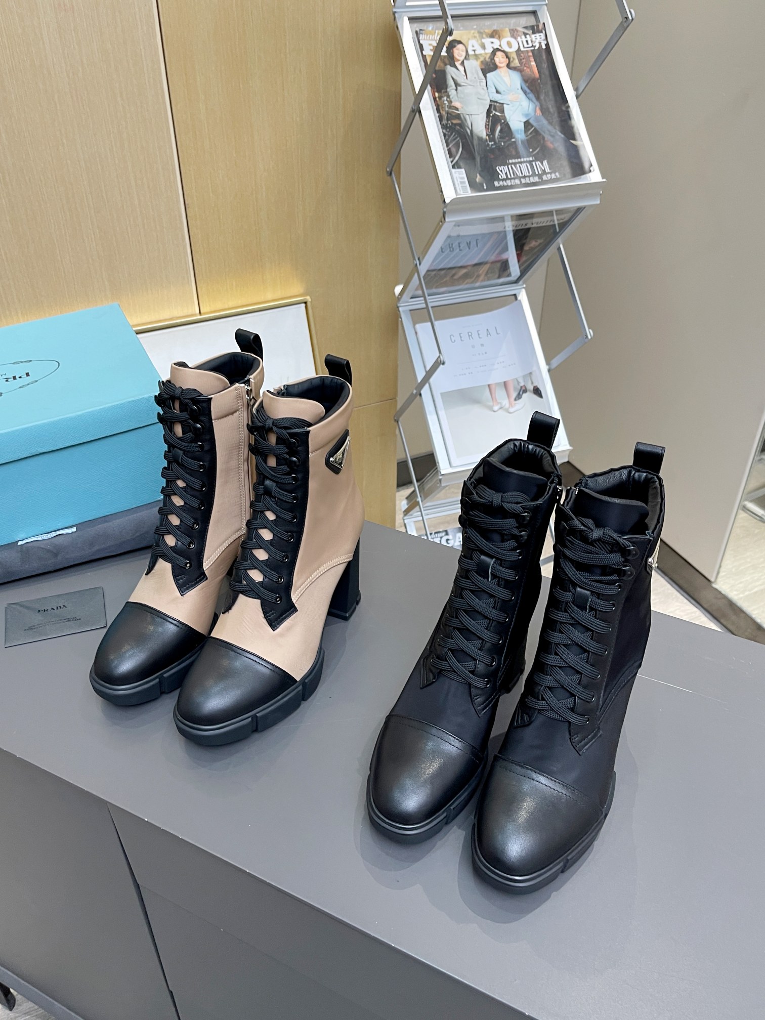 Title: Prada 2021 Winter High-Heel Collection Summary Text: Prada’s 2021 winter collection features high-heeled shoes with TPS plastic, soft TPUs, and - 图片 9