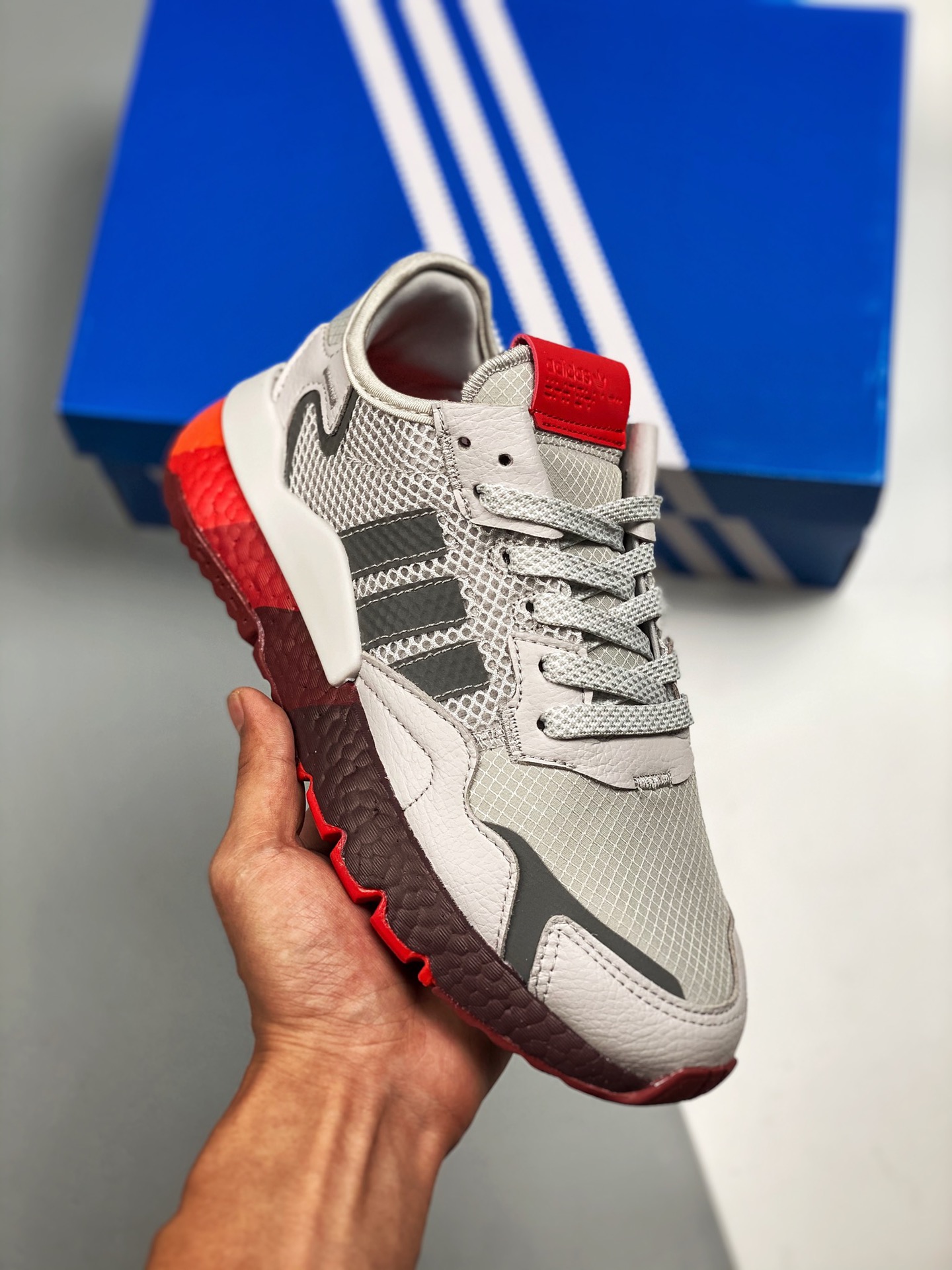 AD Nite Jogger Boost gris rojo trébol colaboración corredor nocturno número de artículo: HO1712 zapatillas retro runnin…