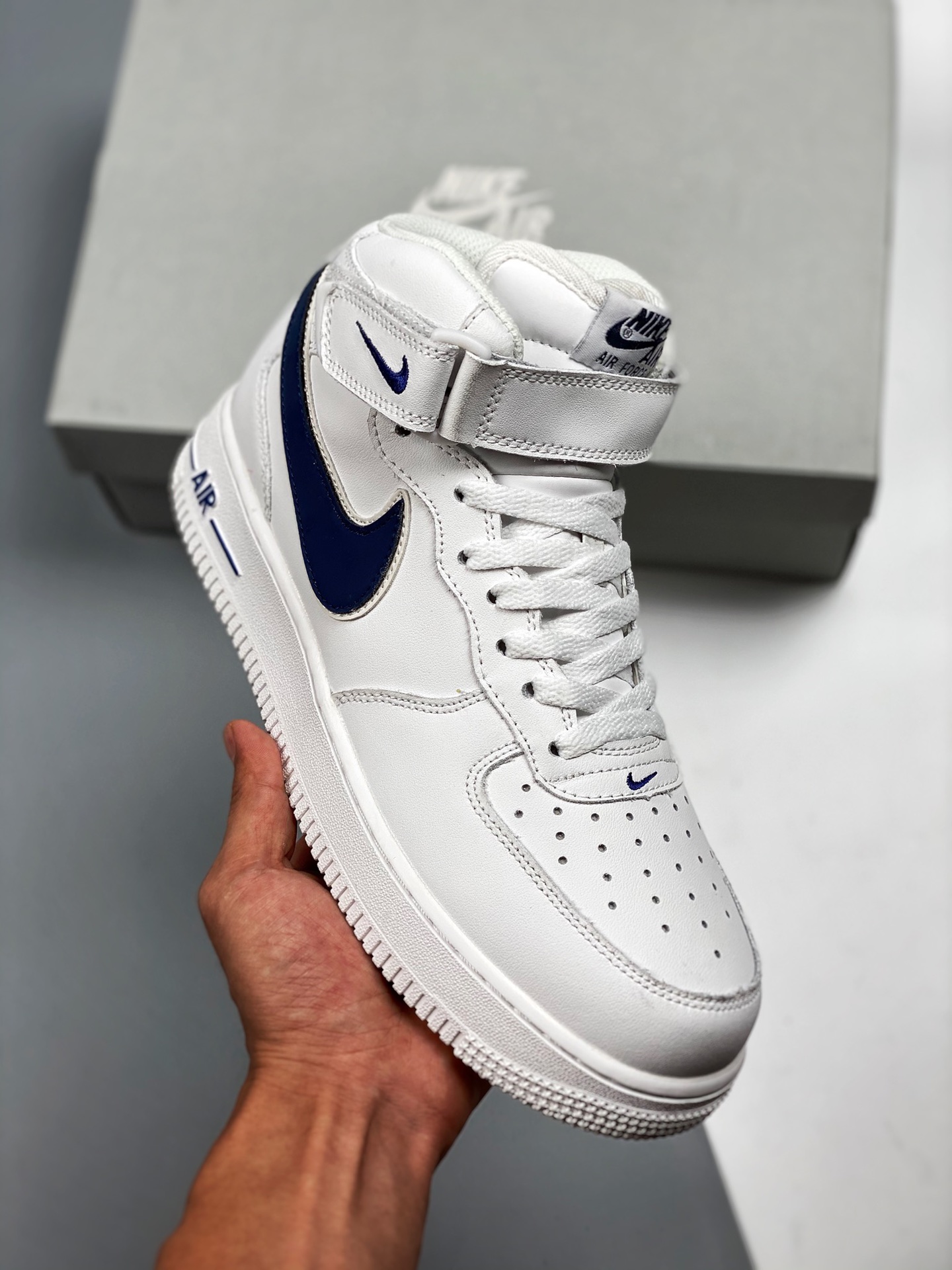 Nike Air Force 1 High 07 Air Force 1, gancho azul, horma y cartón originales, estilo auténtico de Air Force, enfocado e…