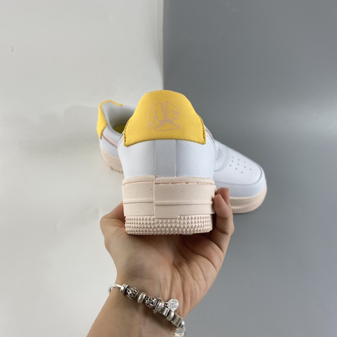 P200  NIKE Air Force 1 Pixel 解构风空军一号低帮休闲板鞋 DM3054-100